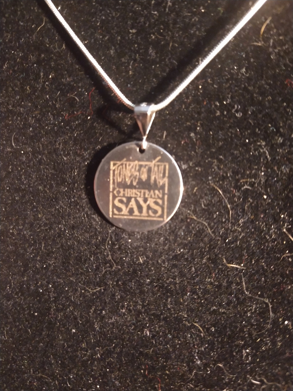 Stainless Steel Round Tones On Tail Pendant Necklace